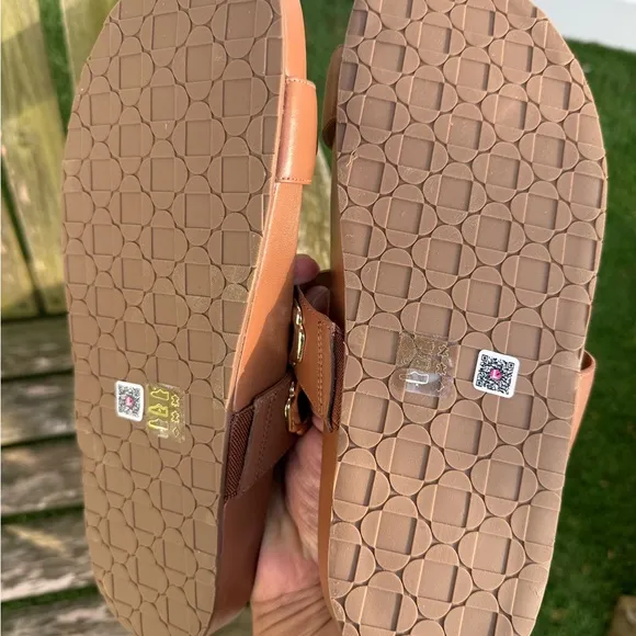 Milan Slide In Caramel Leather Larroudé Size 8 NWOB