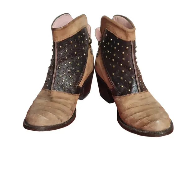 Miss Macie Piper Brown Tan Ribbed Leather Studded Dual Zip Cowgirl Boots