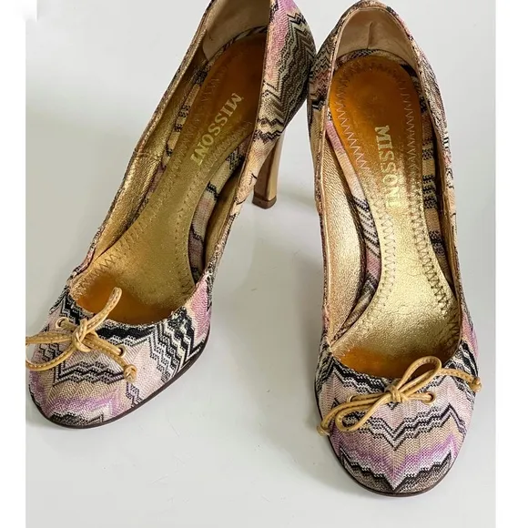 MISSONI Multicolored Chevron Pattern Pumps Shoes