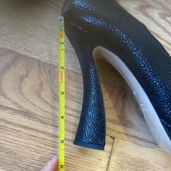 Miu Miu Black Heeled Shoes Elegant Design Size 40.5No box no bag