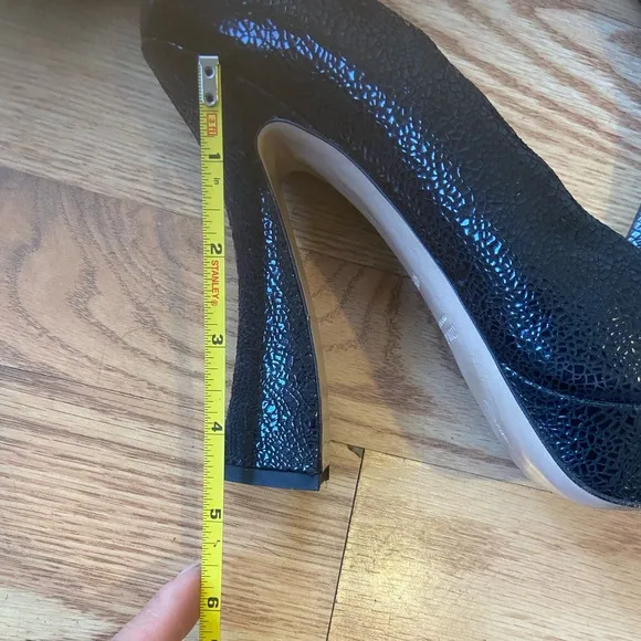 Miu Miu Black Heeled Shoes Elegant Design Size 40.5No box no bag