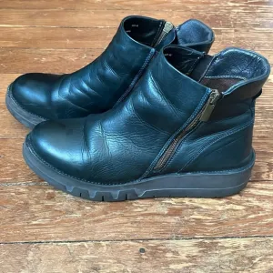 Miz Mooz Lass Boot size 42 women’s 10.5 - color: ocean