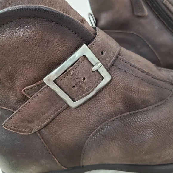 Miz Mooz Siggy ankle boots Espresso Brown leather with buckle size 41 wide