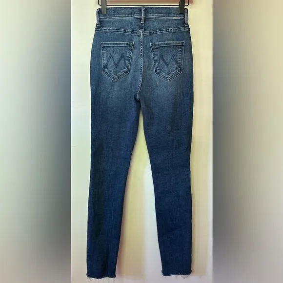 MOTHER Jeans THE STASH SWOONER ANKLE FRAY in Chick Flick