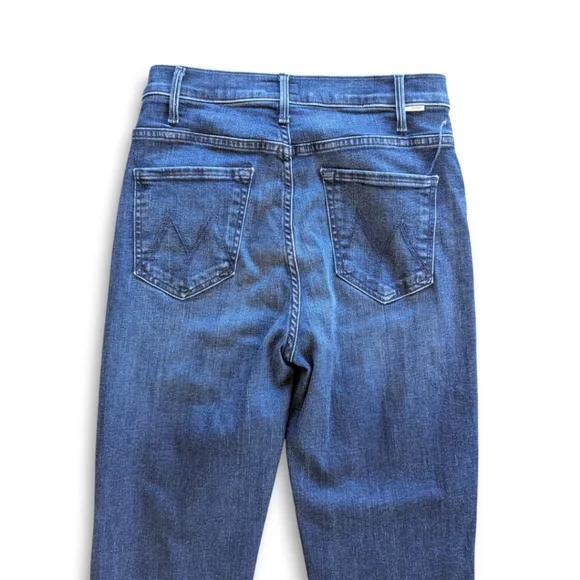 Mother The Hustler Ankle Fray Crop Slim Flare Jeans in Color Mint Condition 27