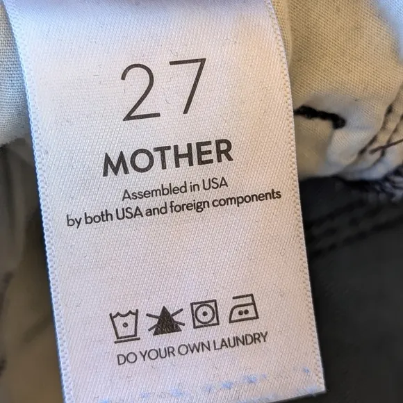 Mother The Hustler Ankle Fray Crop Slim Flare Jeans in Color Mint Condition 27