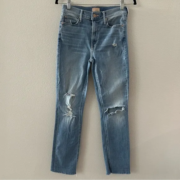 mother the mid rise dazzler ankle fray jeans in weekend kittens