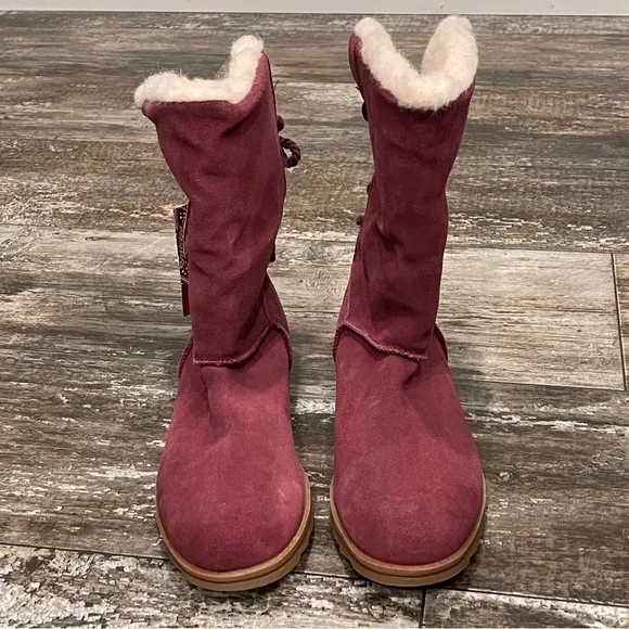 Muk Luks Womens Ziggy Rodeo Suede Winter Boots Size 8M Comfy Warm Cozy NWT