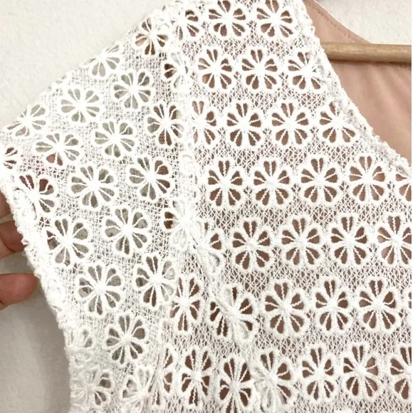 NANETTE LEPORE Ivory Daisy Lace Overlay Cap Sleeve Dress