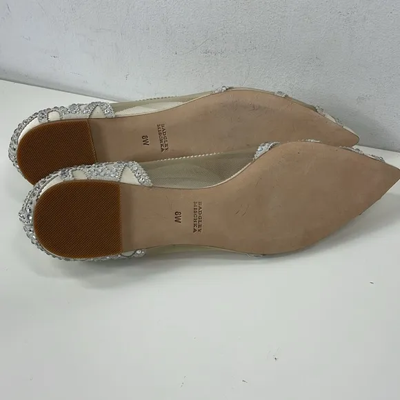 New Badgley Mischka Gigi Flats Wedding Formal Size 8