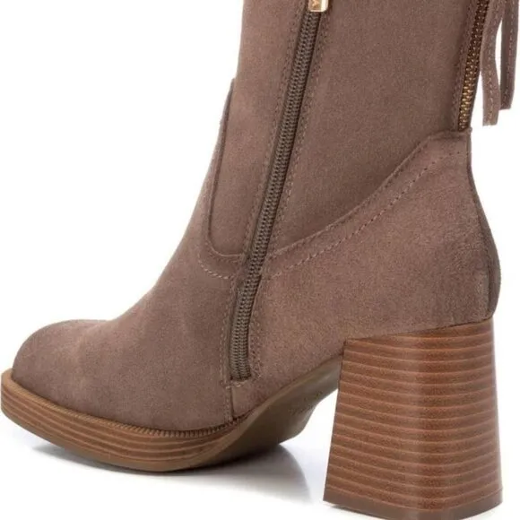 NEW CARMELA Suede High Heel Zipper Booties Taupe FOR WOMEN 121mn