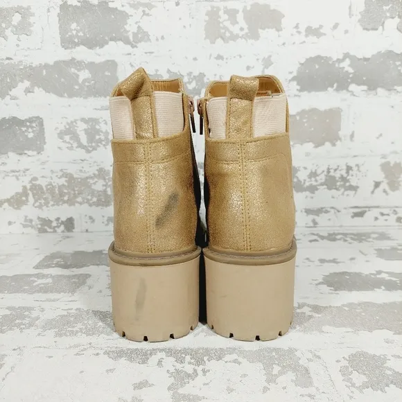 NEW Dolce Vita Rielle Girls Sparkly Tan Faux Leather Pull On Ankle Boots E495
