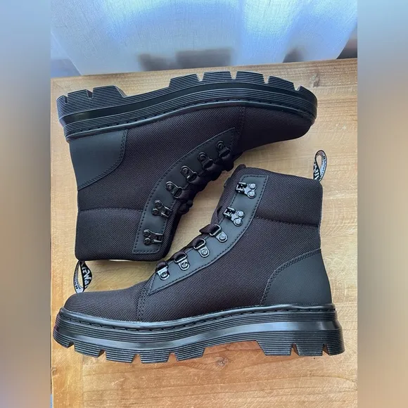 New Dr Martens COMBS WOMEN'S POLY CASUAL BOOTS Size 9