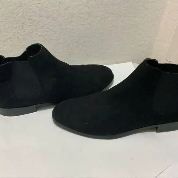 New H&amp;M Suede Chelsea Boots Black Mens Shoes size 10.5 US 44 EUR dress shoes