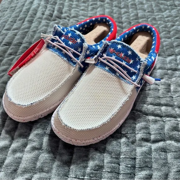 NEW Hey Dude Wally Sox Tri American Pride Patriotic Shoes Sneakers Men's Sz 7‎
