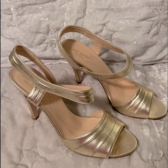 NEW KATE SPADE HELEN METALLIC GOLD STRAPPY HEEL