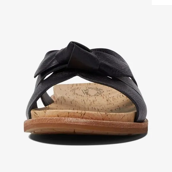New Kork-Ease Brigit black leather knot bow size 6 flip flop sandal casual Cork