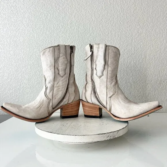 NEW Lane VICKSON Womens Cowboy Booties 10 Western Cowgirl White Leather Boots