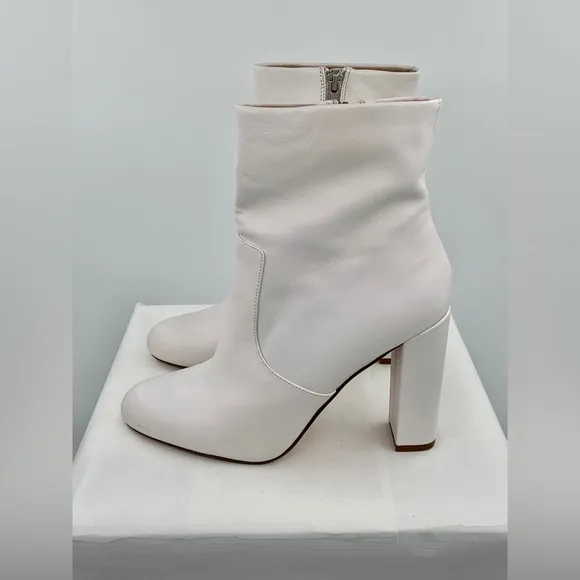 🌹New Listing🌹 NWT Steve Madden Women’s Dress Editor Dress Bootie Shoes