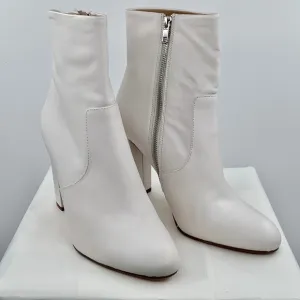 🌹New Listing🌹 NWT Steve Madden Women’s Dress Editor Dress Bootie Shoes