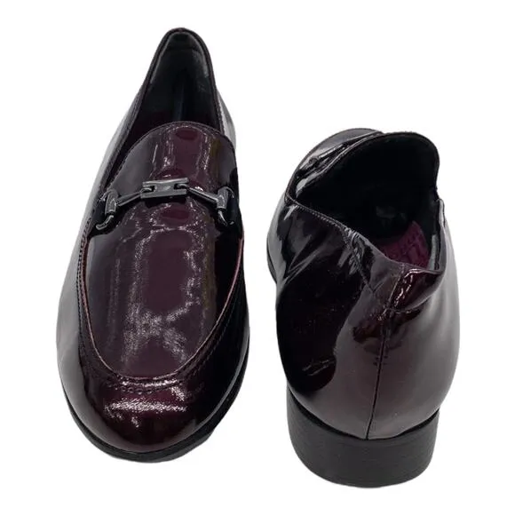 New Munro Shoes Harrison II Ruby Red Patent Leather Bit Accent Loafers 7