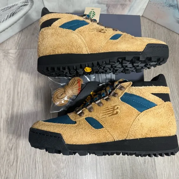 New New Balance Men's Size 5.5/ 7 Women Rainier Hiking Boots Cordura Vibram