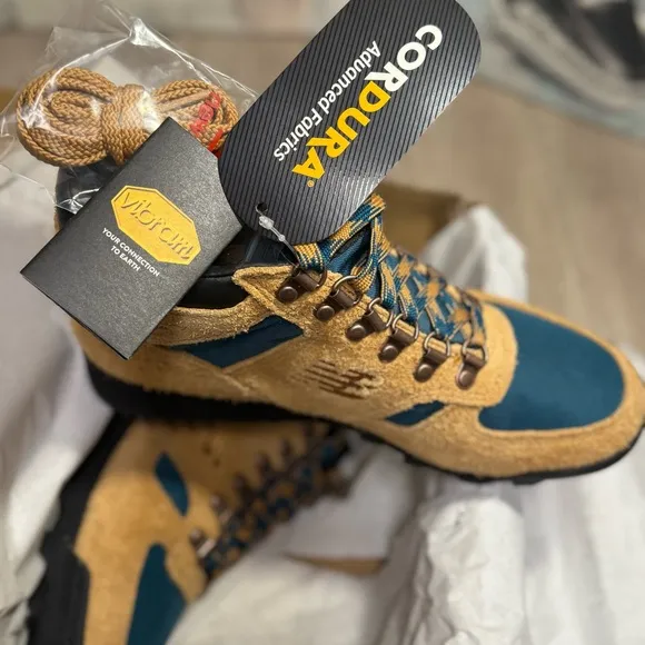 New New Balance Men's Size 5.5/ 7 Women Rainier Hiking Boots Cordura Vibram