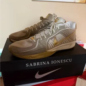 NEW Nike Sabrina 2 NRG Stronger Than Gold Shoes
