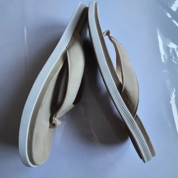 New Peter Millar Sandals