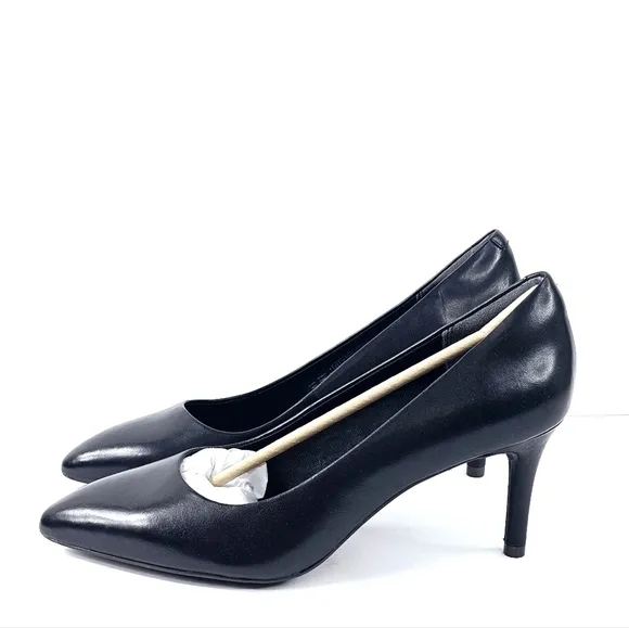 New! Rockport Total Motion Plain Pump Pointed Toe Heel in Smooth Black Leather