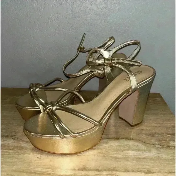 NEW Schutz Kelsie Platform Sandal Heel Size 9.5