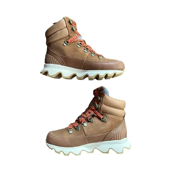 NEW Sorel Kinetic Conquest Boots Womens Size 5