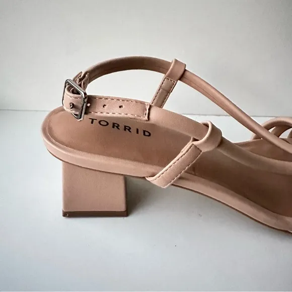 NEW! Torid strappy square heel sandals tan Size:10WW