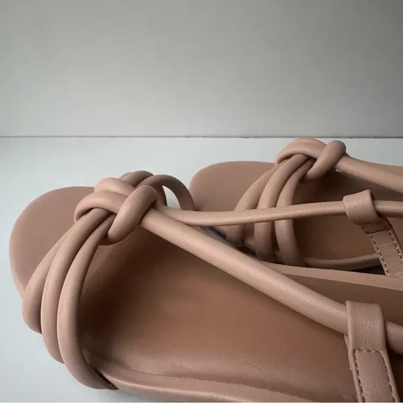 NEW! Torid strappy square heel sandals tan Size:10WW