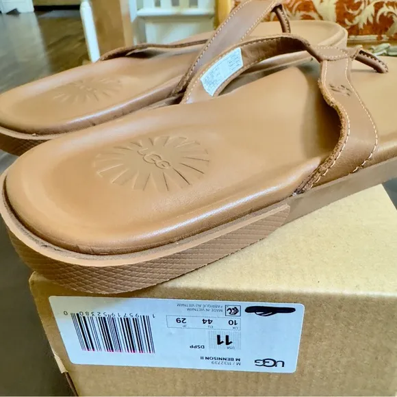 ✅New “UGG” Bennison II Chesnut Leather Sandals US 11