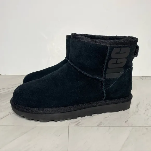 New! UGG Side Logo Mini Winter Boot 5