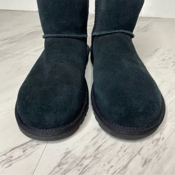 New! UGG Side Logo Mini Winter Boot 5