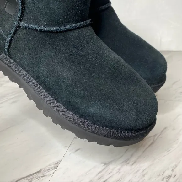 New! UGG Side Logo Mini Winter Boot 5