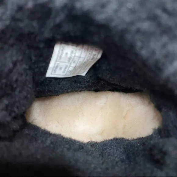 New! UGG Side Logo Mini Winter Boot 5