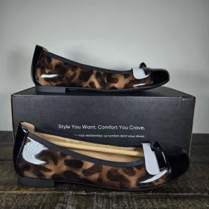 NEW Vionic Amorie Womens Size 6 Ballet Flats Slip On Shoes Black Leopard Patent
