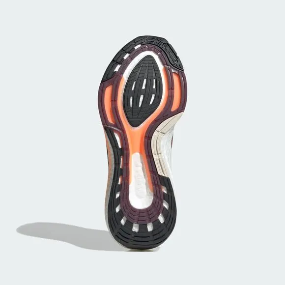 [NEW] Women's adidas UltraBoost 22 Running Shoes Size 10 GX6670