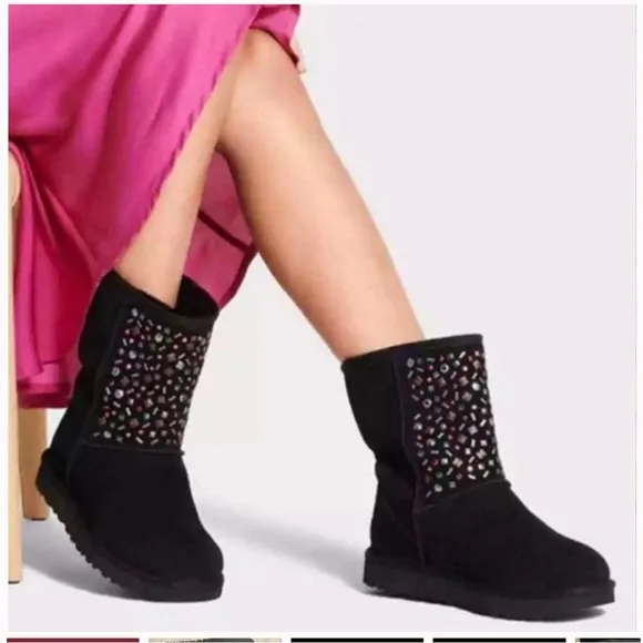 NIB Women’s Size 6 UGG W Classic Studded II Suede Winter Ankle Boots In Black