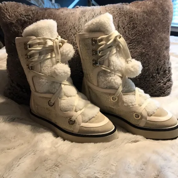 Nicholas Kirkwood Shearling White Winter Boots Sz 8 w/ Box