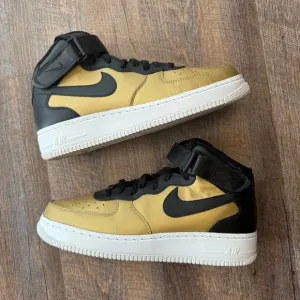 Nike Air Force 1 Mid iD ID Black Gold
