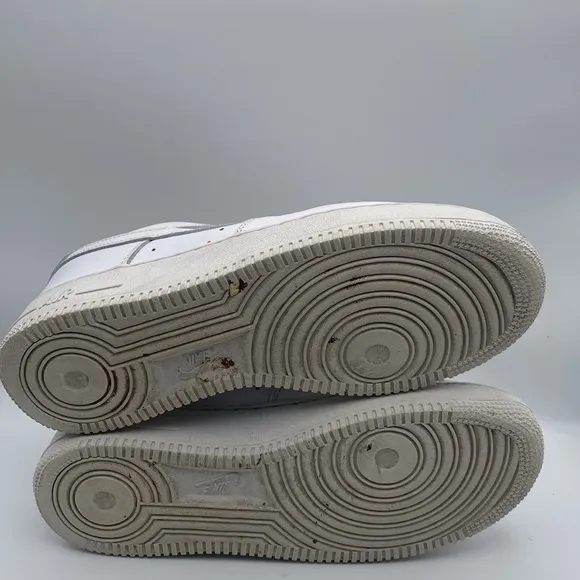 Nike Air Force One 07 Men’s White Sneakers Size 8 (315123-111)