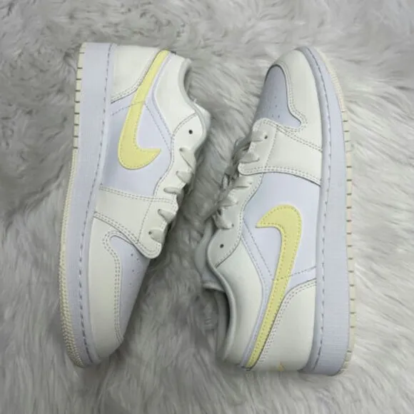 Nike Air Jordan 1 Low GS GS Basketball Shoes White FV8486-181 VNDS Sz 7