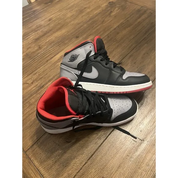 Nike Air Jordan 1 Mid (GS) Youth 7 Black, Gray Shoes Authentic Athletic Sneakers