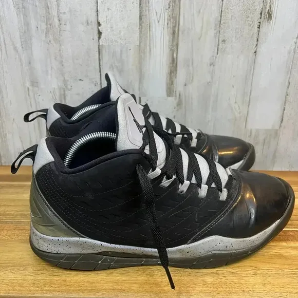Nike Air Jordan Velocity Premium‎ Black Wolf Gray Men's Size 9.5 Sneakers