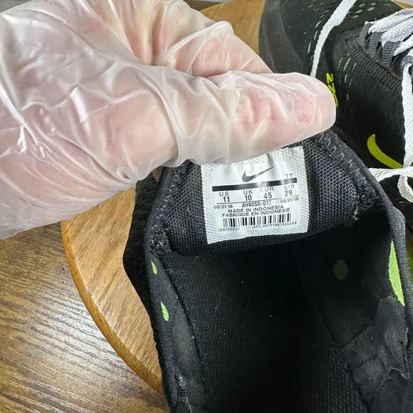 Nike Air Max 270 Black Volt Athletic Shoes Sneakers Men's Size‎ 11