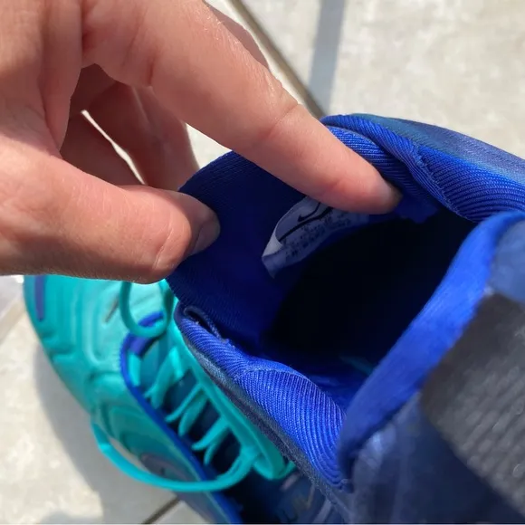 Nike Air Max 720 Blue &amp; Turquoise Sneakers Woman's Size 7